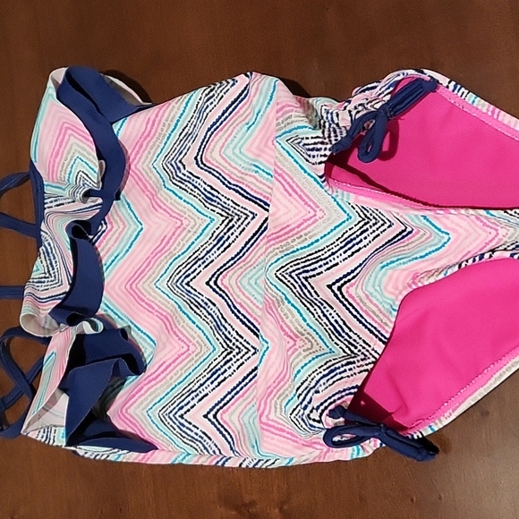 Limited too size: extra small swim suit - Picture 1 of 2